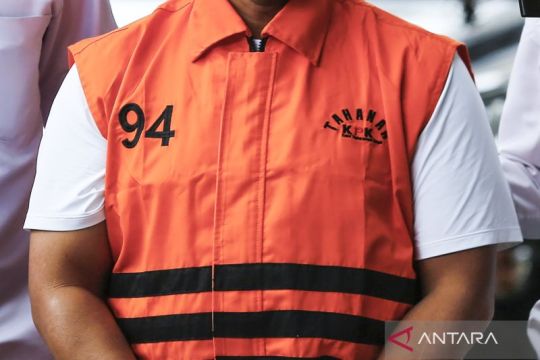 KPK geledah rumah dinas Gubernur Riau