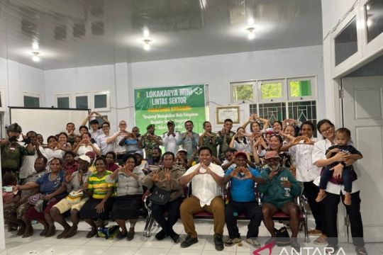 Satgas TNI Yonif 511/DY-Puskesmas Kanggime sinergi tingkatkan pelayanan medis