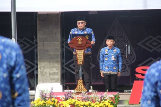 Kanwil Kemenkum Jateng gelar Upacara Peringatan Hari Pahlawan 2025