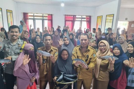 Pemkab Donggala beri bantuan 1,2 ton ikan segar untuk tangani stunting