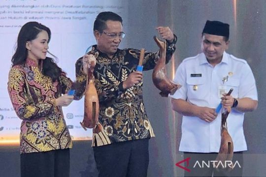 Menkum Andi Agtas resmikan pembentukan posbankum di 8.563 desa dan kelurahan di Jateng