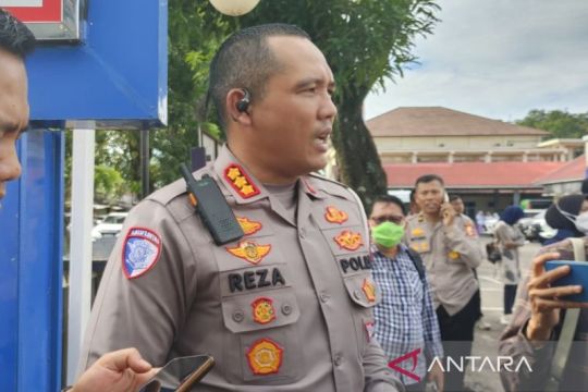 Polda Sumbar informasikan jalur lintas Lembah Anai masih ditutup total