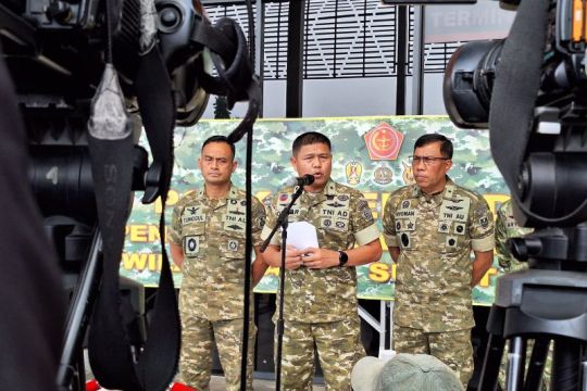 TNI kirim pemurni air dan dapur lapangan ke lokasi bencana Sumatera
