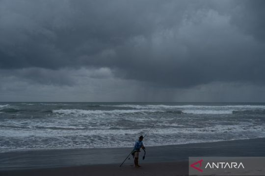 BMKG imbau Forkompimda Kepri waspada curah hujan tinggi akhir tahun
