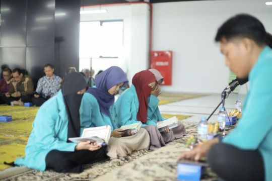 FEB UMS gelar parade tasmi 30 juz sambut peresmian gedung baru