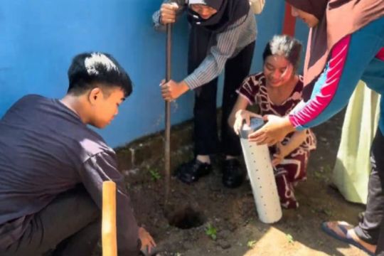 HMP PGSD UMS raih juara 2 Anugerah Abdidaya Ormawa 2025 melalui Terobosan 6 Pojok pada Desa Cerdas