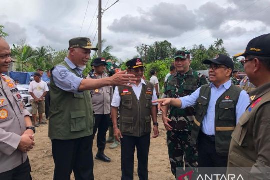 Menko PMK lakukan "ground breaking" huntara bagi korban bencana Sumbar