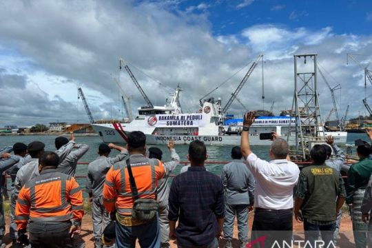 Bakamla kirim bantuan kedua dari Batam untuk korban bencana Sumatera seberat 92,2 ton