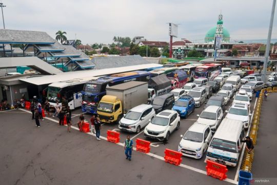 Arus penumpang Pelabuhan Ketapang-Gilimanuk meningkat