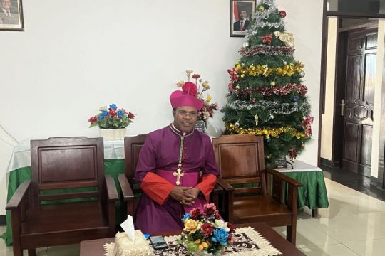 Keuskupan Amboina tidak gelar open house Natal dialihkan bantu bencana Sumatera