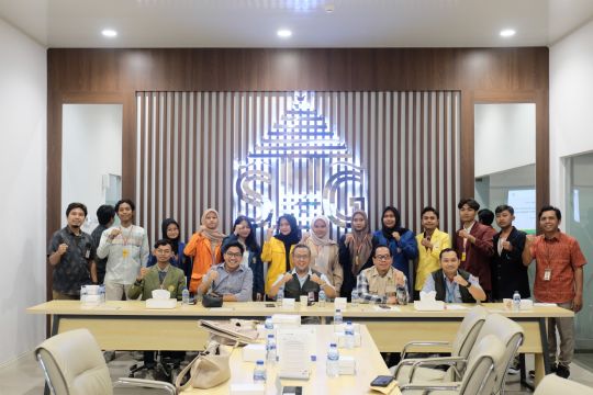 UPZ Baznas Semen Gresik salurkan beasiswa prasejahtera ke mahasiswa