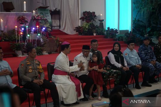 Ibadah Misa malam Natal di Lampung