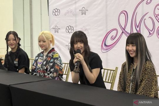 Vvup bawakan supermodel spesial untuk penggemar Indonesia