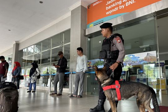 Polda Kepri kerahkan anjing K-9 di Pelabuhan Punggur awasi peredaran narkoba