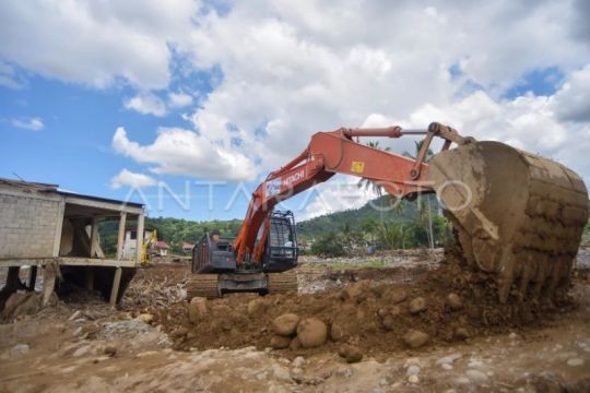 Masa transisi dan pemulihan pascabencana di Padang