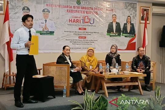 IKIAD Kapuas berikan wawasan pendidikan politik bagi organisasi perempuan