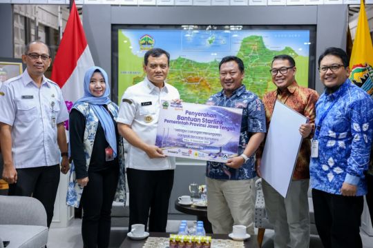 Pemprov Jateng kirim perangkat Starlink ke Aceh
