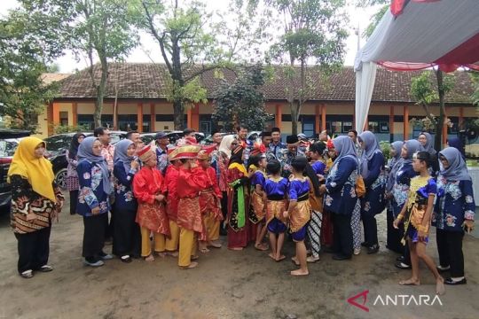 Kemendikdasmen mengalokasikan beasiswa S1 untuk 150.000 guru pada 2026