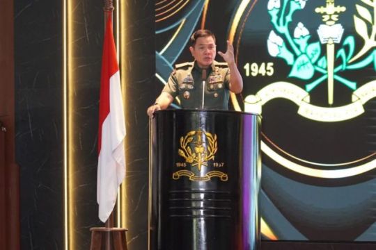 Gubernur Akmil berikan pengarahan perwira remaja