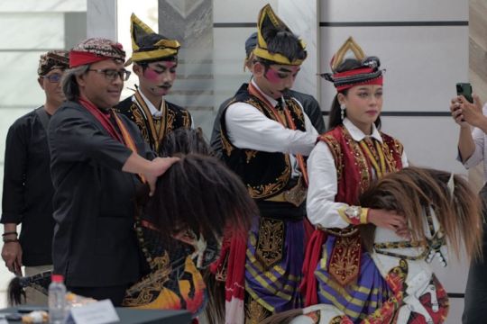 Bupati Temanggung berhak atas tropi Abyakta pada puncak HPN 2026