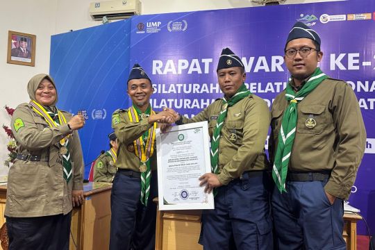 Hizbul Wathan Kafilah Penuntun Moh. Djazman UMS raih penghargaan Qabilah PTMA Tergiat Tahun 2025