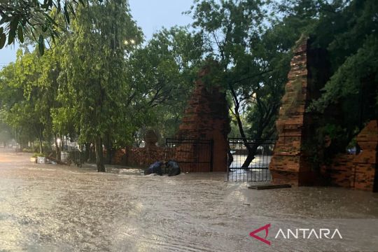 Pemkab Kuningan klaim banjir di hilir bukan akibat kerusakan hulu sungai