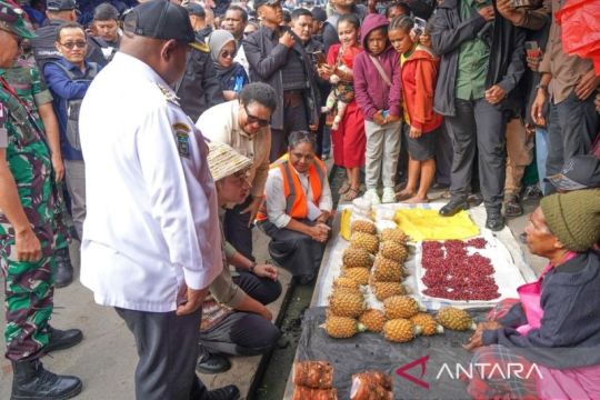 Wapres sambangi Pasar Potikelek Wamena pastikan ekonomi OAP jalan baik