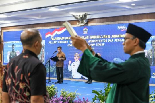 Gubernur Jateng menegaskan pelayanan publik jadi ukuran utama kinerja birokrasi