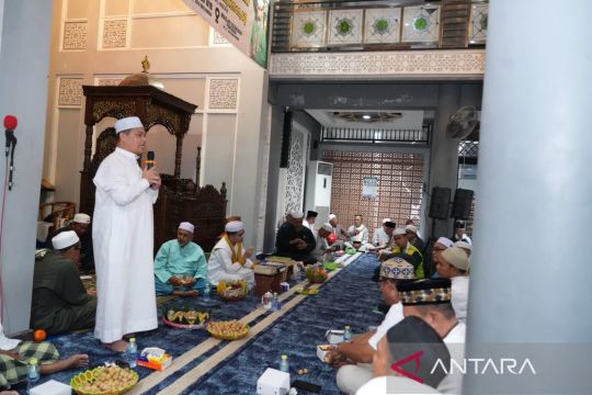 Peringatan Isra Mikraj, Ria Norsan ajak masyarakat benahi spiritualitas