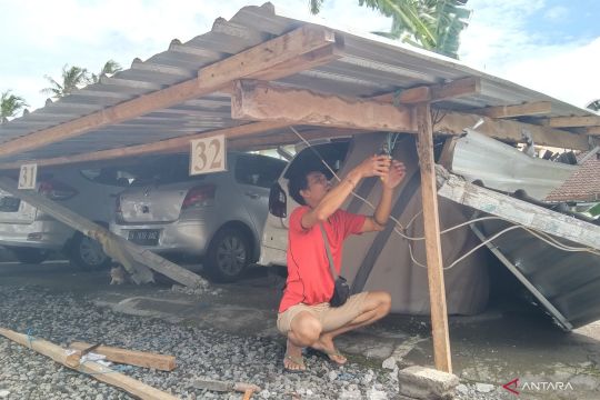 25 rumah di Gianyar Bali rusak diterjang angin kencang