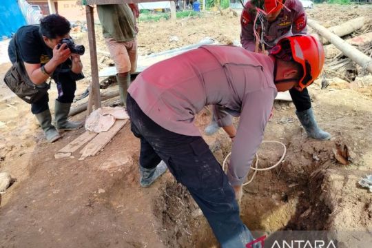 Brimob Polda Sumbar bangun 10 sumur galian bagi penyintas di Palembayan Agam