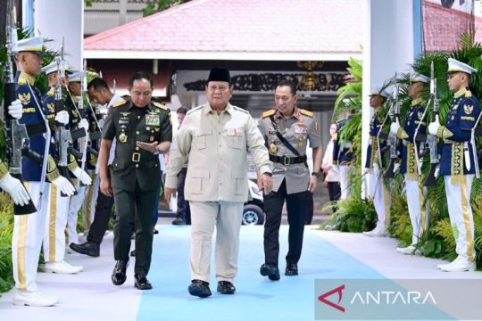 Thomas resmi Deputi Gubernur BI, Prabowo berpesan agar kerja untuk rakyat