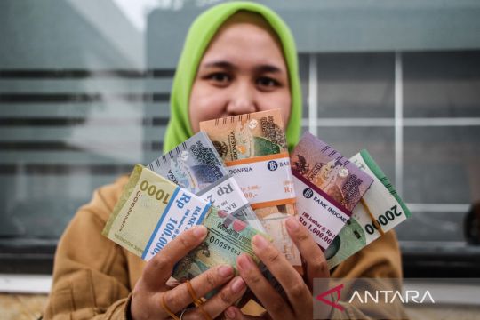 Layanan resmi penukaran uang pecahan baru tersedia di Kalteng