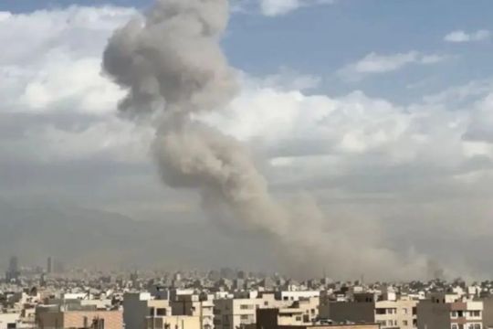 Kota Qom dan Ilam di Iran diserang AS dan Israel