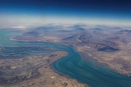 Iran pertimbangan tarik pungutan atas kapal di Selat Hormuz