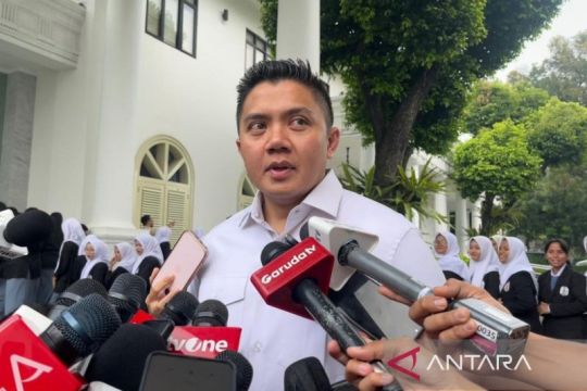 Seskab sebut wacana potong gaji menteri akan dirapatkan segera