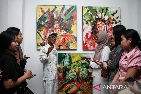 Pameran seni lukis Tambun Bungai di Palangka Raya
