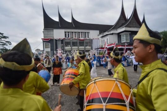 Tradisi Bungo Lado di Padang Pariaman