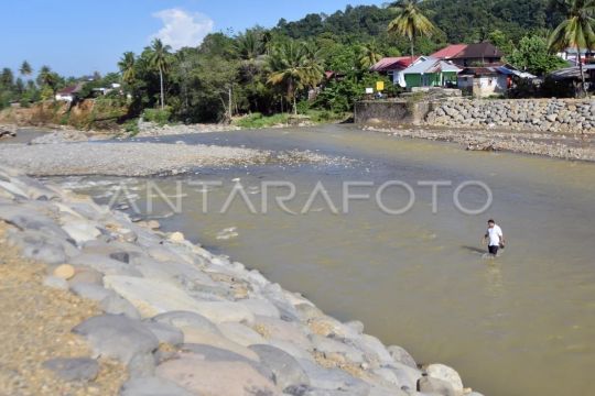 Pemulihan permanen pascabencana di Padang
