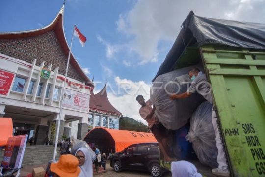 Bantuan bencana untuk Solok