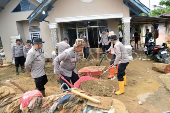 Pemulihan permukiman pascabencanan di Padang