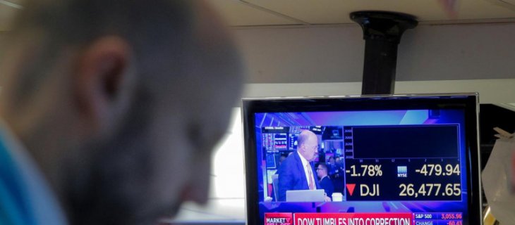Wall Street dibuka merosot, investor cerna rilis laporan pekerjaan