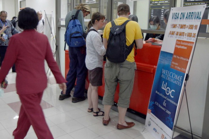 Manado`s airport marks arrival of the 100,000th foreign tourist