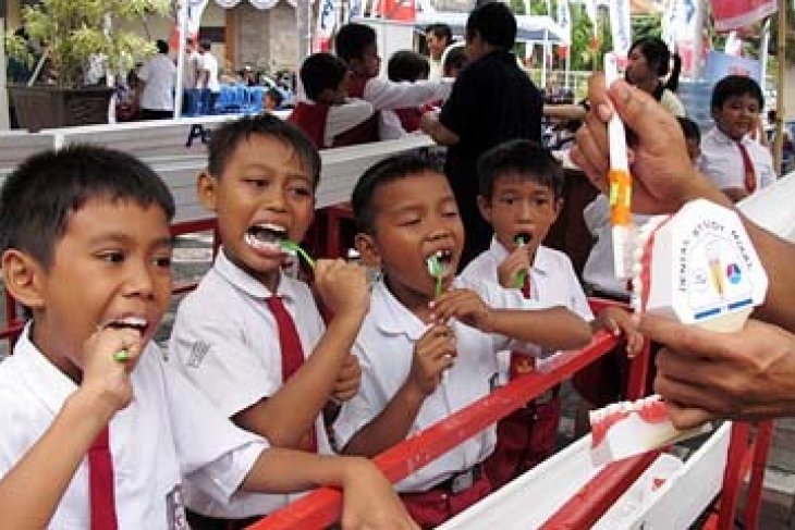 BULAN KESEHATAN GIGI NASIONAL