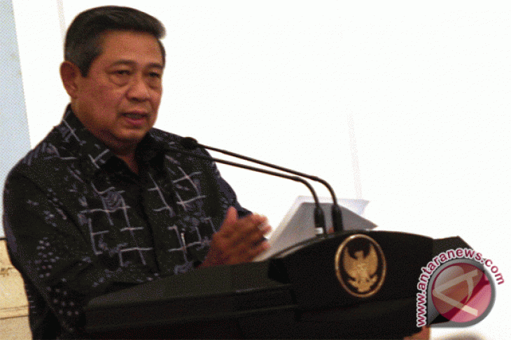 President receives APTISI congress participants