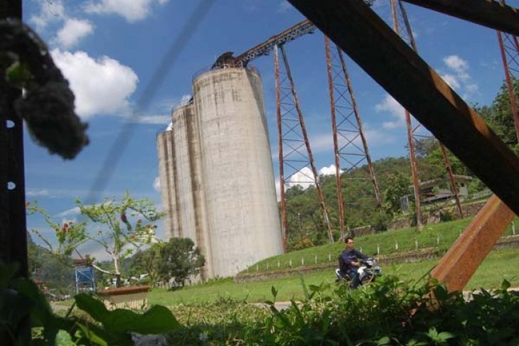 UNESCO declares Ombilin mining site as world heritage