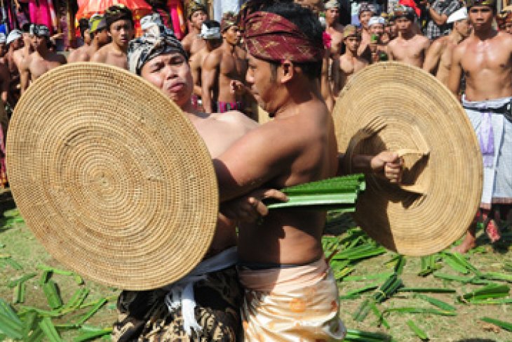 RITUAL PERANG PANDAN