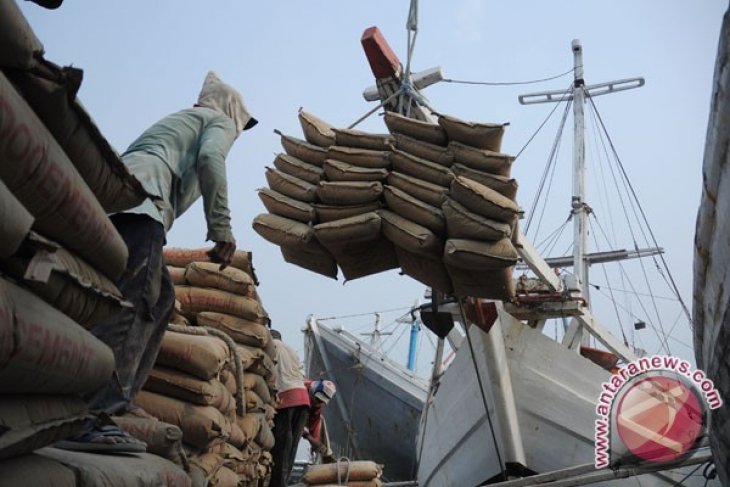 Indocement invests 100 million US dollars