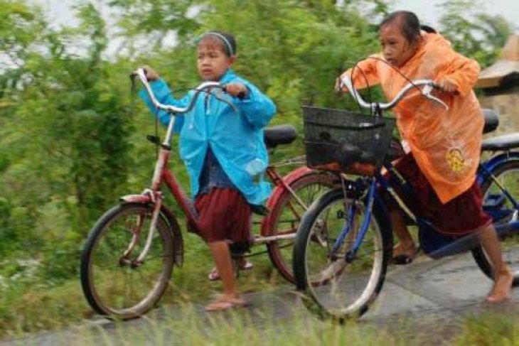 PENGGABUNGAN SEKOLAH