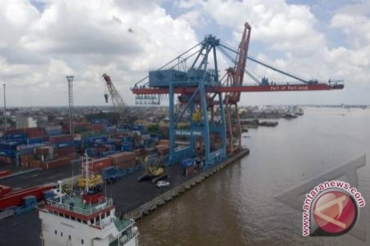 Surplus perdagangan Kalbar terbesar